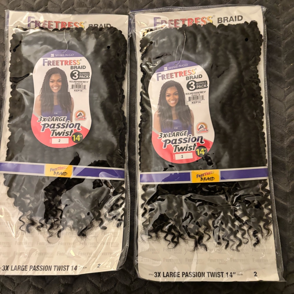 2 packs Freetress 3X Large Passion Twist Hair